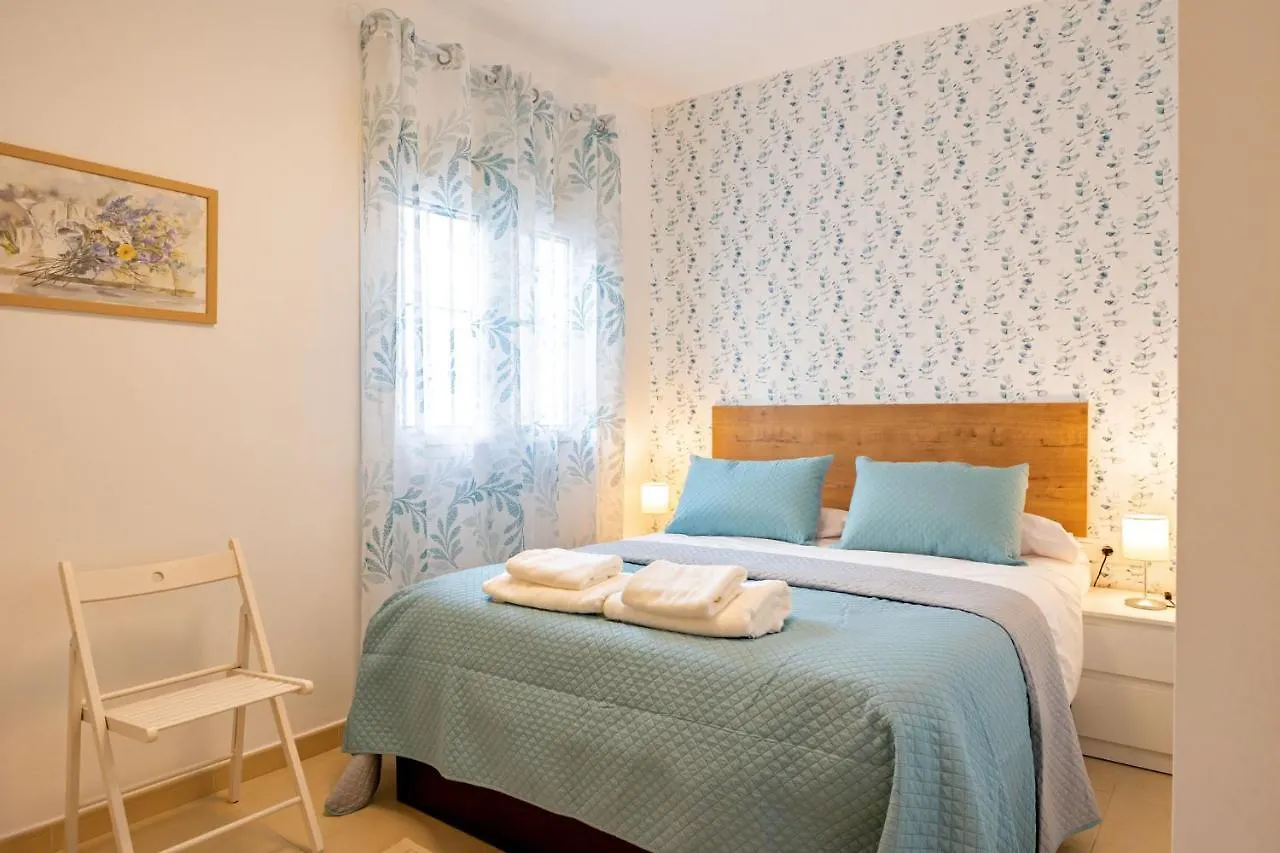 Apartamento San Vicente Apartamento, 5 Pax, Centro Historico Sevilla España