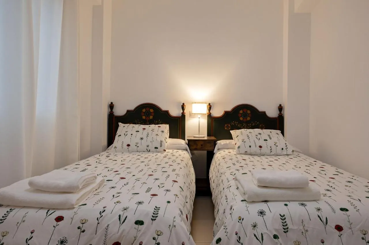 San Vicente Apartamento, 5 Pax, Centro Historico Sevilla